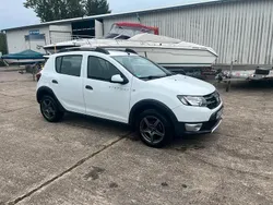 Weiß Gebraucht 2015 Renault Clio IV Kleinwagen | 6.900 € (Fairer Preis)