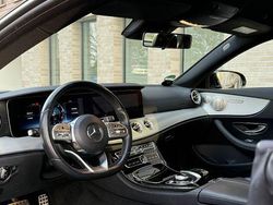 Schwarz Gebraucht 2019 Mercedes E220 AMG line Coupé | 31.000 €