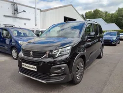 Schwarz Gebraucht 2021 Peugeot Rifter Van / Kleinbus | 27.790 € (Teuer)
