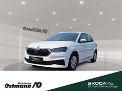 Weiß Gebraucht 2023 Skoda Fabia Kleinwagen | 14.489 € (Guter Preis)
