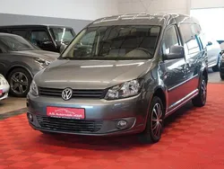 Grau Gebraucht 2010 VW Caddy Maxi Trendline Van / Kleinbus | 7.950 € (Fairer Preis)