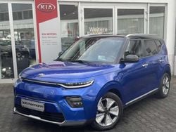 Neptunblau / schwarz Gebraucht 2019 Kia Soul EV Spirit SUV | 22.990 € (Teuer)