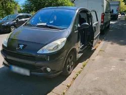 Schwarz Gebraucht 2006 Peugeot 1007 Kleinwagen | 1.000 € (Guter Preis)