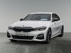 Weiss Gebraucht 2022 BMW 318 M Sport Limousine | 34.950 € (Fairer Preis)