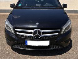 Schwarz Gebraucht 2012 Mercedes A200 Urban Limousine | 11.800 € (Fairer Preis)