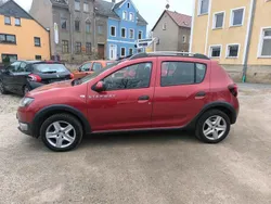 Rot Gebraucht 2014 Dacia Sandero Stepway Kleinwagen | 6.499 € (Fairer Preis)