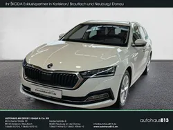 Candyweiß Gebraucht 2023 Skoda Octavia Style Kombi | 28.950 € (Fairer Preis)