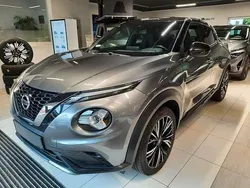 Grau Gebraucht 2021 Nissan Juke SUV | 18.410 € (Fairer Preis)