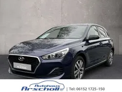Stellar blue / met Gebraucht 2019 Hyundai i30 YES! Limousine | 17.290 € (Fairer Preis)