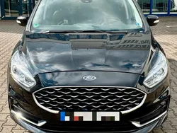 Schwarz Gebraucht 2020 Ford Galaxy Vignale Van / Kleinbus | 29.999 €