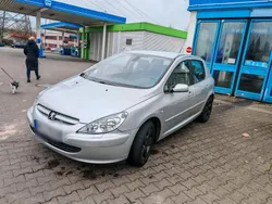 Silber Gebraucht 2002 Peugeot 307 Kleinwagen | 2.900 € (Teuer)
