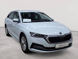Moonweiß perleffekt Gebraucht 2022 Skoda Octavia Style Kombi | 20.490 € (Superpreis)