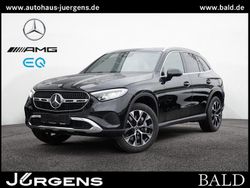Schwarz black Gebraucht 2025 Mercedes GLC300e Avantgarde SUV | 58.880 € (Fairer Preis)