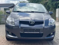 Grau Gebraucht 2008 Toyota Auris Limousine | 3.300 € (Fairer Preis)