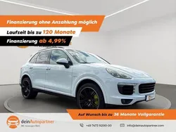 Weiss Gebraucht 2017 Porsche Cayenne SUV | 35.900 € (Etwas zu teuer)