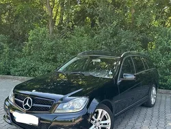 Schwarz Gebraucht 2013 Mercedes C200 Kombi | 9.000 € (Fairer Preis)