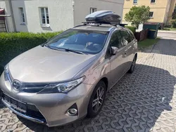 Gold Gebraucht 2013 Toyota Auris Touring Sports Kombi | 11.600 € (Fairer Preis)