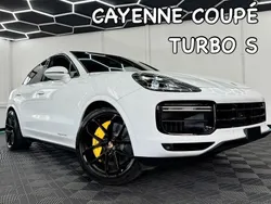 Weiß Gebraucht 2019 Porsche Cayenne Turbo S SUV | 73.000 €