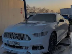 Weiß Gebraucht 2016 Ford Mustang Coupé | 20.999 € (Fairer Preis)