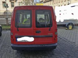 Rot Gebraucht 2006 Opel Combo Van | 3.800 € (Teuer)