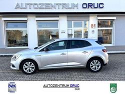 Silber Gebraucht 2019 Renault Mégane IV Limousine | 12.980 €