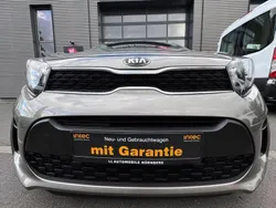 Silber Gebraucht 2017 Kia Picanto DREAM-TEAM Edition Kleinwagen | 9.499 € (Fairer Preis)