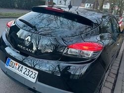 Schwarz Gebraucht 2011 Renault Mégane Coupé Bose Edition Coupé | 3.400 € (Guter Preis)