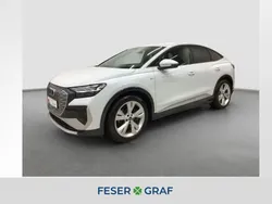 Gletscherweiß Gebraucht 2022 Audi Q4 Sportback e-tron Ambiente SUV | 34.970 € (Superpreis)