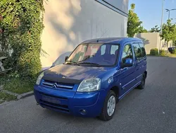 Blau Gebraucht 2006 Citroën Berlingo Van / Kleinbus | 2.199 € (Etwas zu teuer)