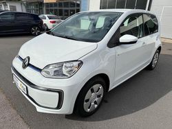 Pure white Gebraucht 2020 VW e-up! Kleinwagen | 11.480 € (Fairer Preis)