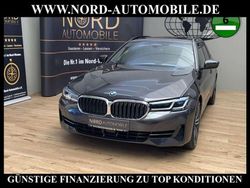 Grau Gebraucht 2022 BMW 540 Shadowline Kombi | 46.450 € (Fairer Preis)