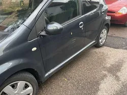 Grau Gebraucht 2009 Toyota Aygo Cool Kleinwagen | 1.000 € (Guter Preis)