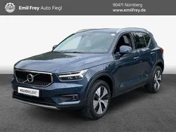 Blau Gebraucht 2022 Volvo XC40 Momentum SUV | 29.990 € (Fairer Preis)