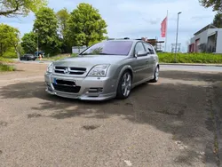 Silber Gebraucht 2003 Opel Signum Cosmo Kombi | 3.100 € (Teuer)