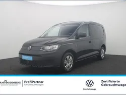 Schwarz Gebraucht 2021 VW Caddy Van / Kleinbus | 20.880 € (Fairer Preis)