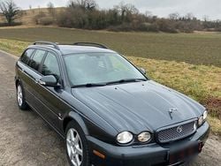 Grau Gebraucht 2009 Jaguar X-type Kombi | 5.600 € (Fairer Preis)