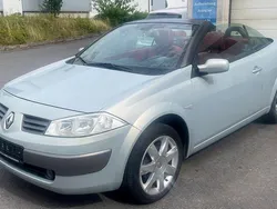 Silber Gebraucht 2004 Renault Mégane Cabriolet Cabrio | 1.750 € (Fairer Preis)