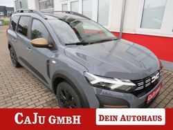 Grau Neu 2025 Dacia Jogger Extreme Van / Kleinbus | 21.745 € (Guter Preis)