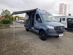 7709 blaugrau Gebraucht 2024 Mercedes Sprinter Van | 118.500 €