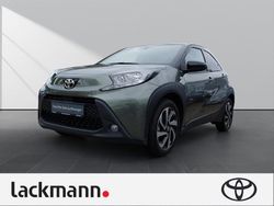 Cardamon green Gebraucht 2023 Toyota Aygo X Pulse SUV | 15.890 € (Fairer Preis)