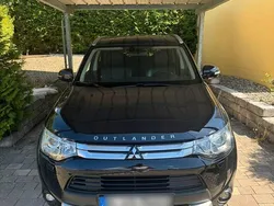 Schwarz Gebraucht 2014 Mitsubishi Outlander Invite SUV | 9.600 € (Fairer Preis)