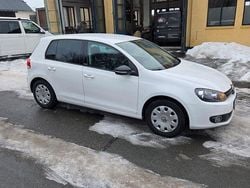 Weiß Gebraucht 2012 VW Golf Style Limousine | 5.299 € (Fairer Preis)