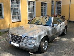 Grau Gebraucht 1996 Mercedes 200 Cabrio | 21.900 €