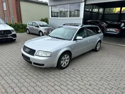 Silber Gebraucht 2003 Audi A6 Business Kombi | 3.490 €