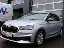 Brilliantsilber metallic Gebraucht 2022 Skoda Fabia Active Kleinwagen | 14.440 € (Fairer Preis)