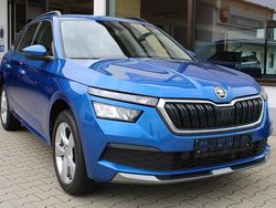 Blau Gebraucht 2024 Skoda Kamiq SUV | 23.990 € (Fairer Preis)