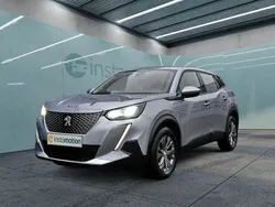 Grau Gebraucht 2020 Peugeot e-2008 SUV | 16.249 € (Fairer Preis)