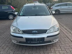 Silber Gebraucht 2005 Ford Mondeo Kombi | 800 € (Superpreis)
