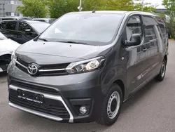 Basaltgrau Gebraucht 2023 Toyota Proace Van | 26.900 € (Fairer Preis)
