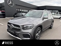 Metalliclack mountaingrau Gebraucht 2024 Mercedes GLB200 AMG SUV | 45.590 € (Teuer)